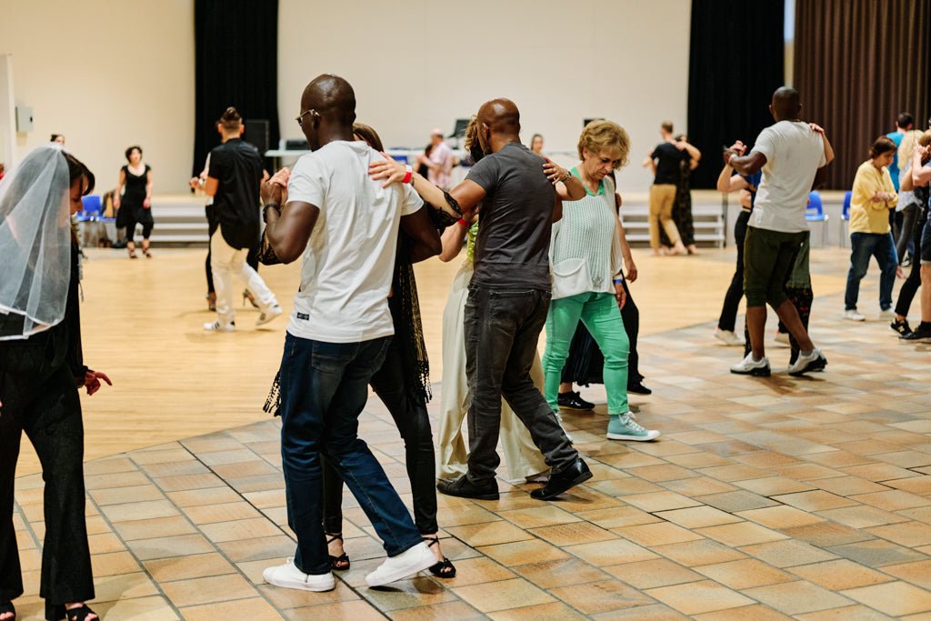 COURS DE KIZOMBA (Inscription) - SoCaliente