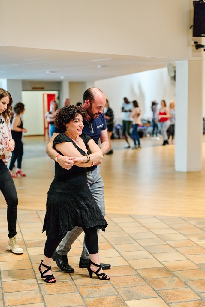 COURS DE KIZOMBA (Inscription) - SoCaliente
